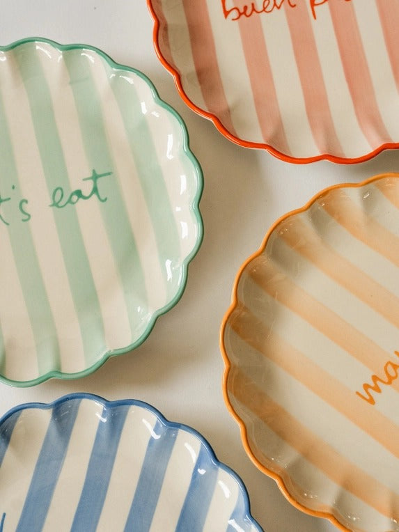 Kinsey Scallop Dessert Plate - Set of 4
